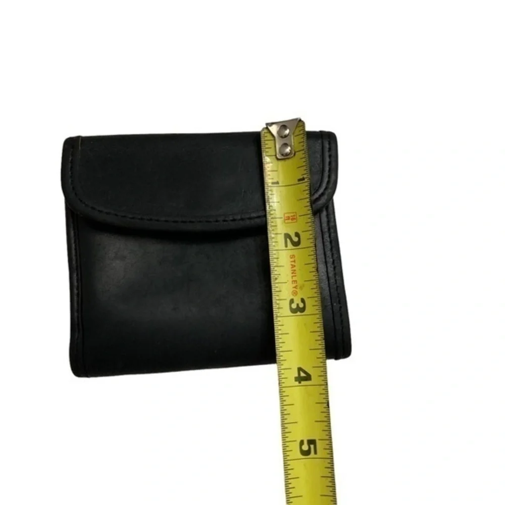 Coach vintage mini leather coin wallet